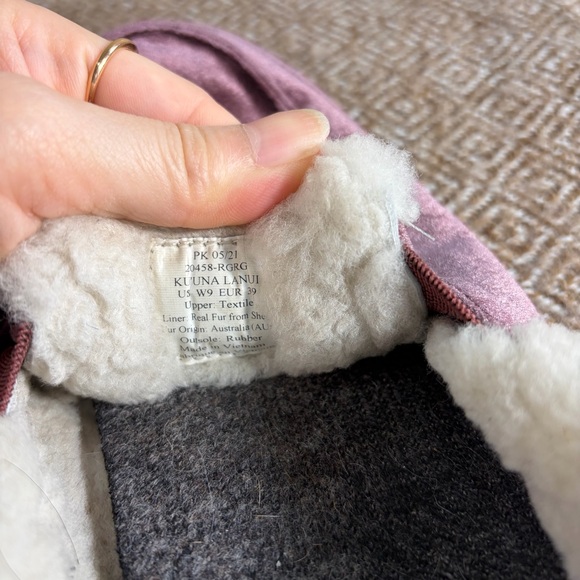 Olukai Women's Kuuna Lanui Red Ginger Shearling Velvet Slippers Sz 9 Purple Cozy - Picture 6 of 6